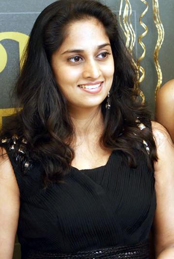 Shalini image
