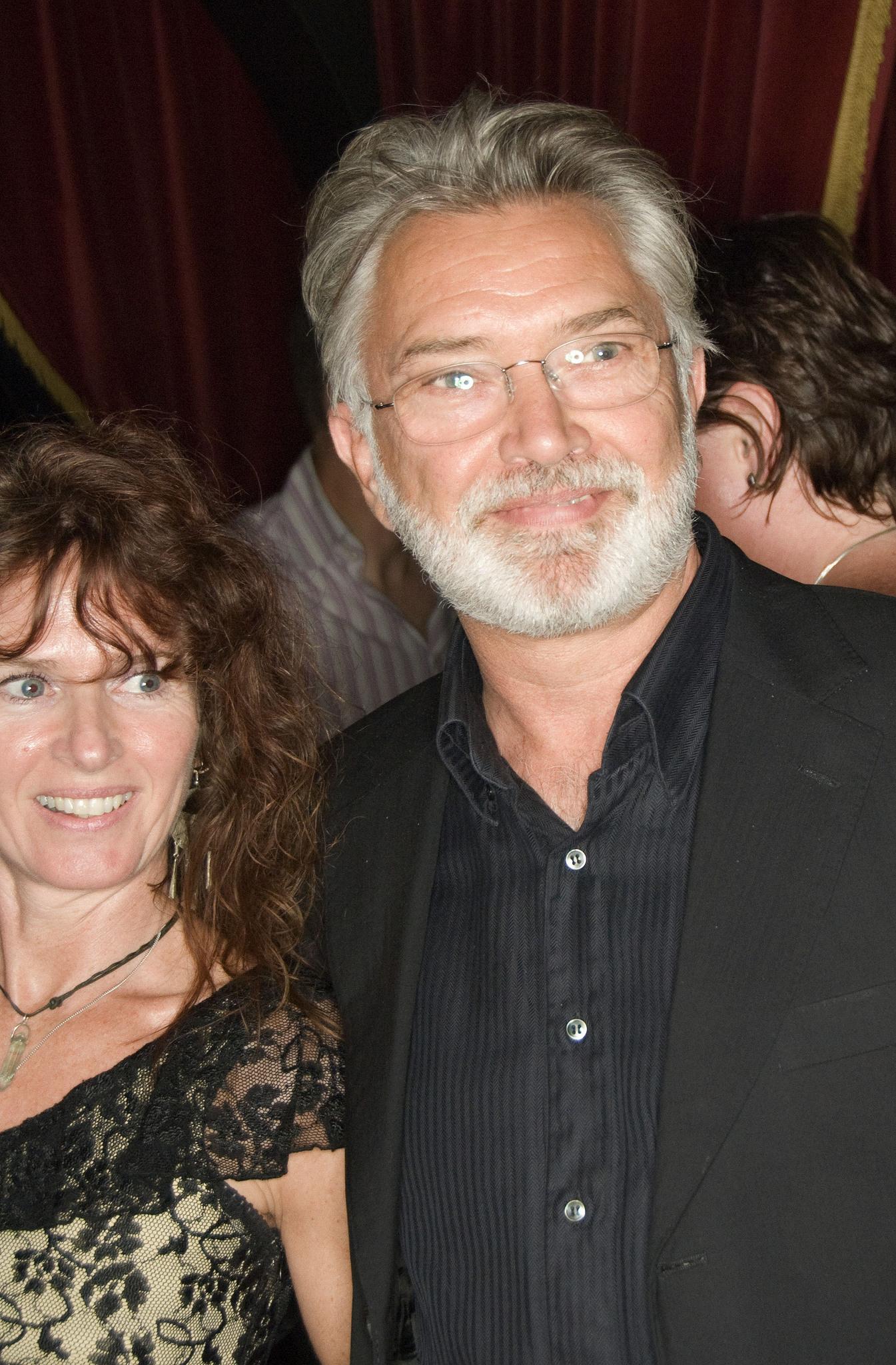 Martin Shaw image