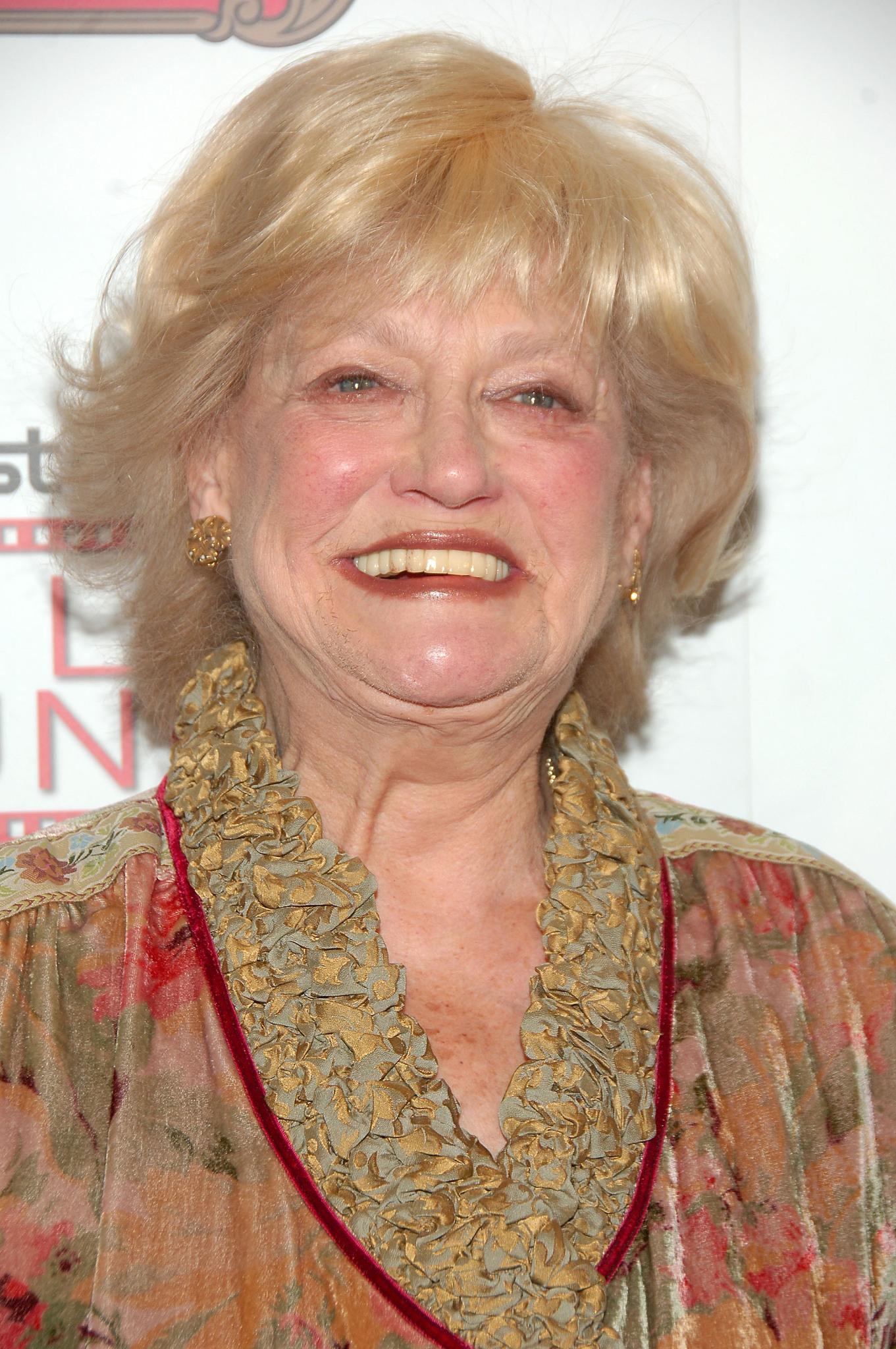 Suzanne Shepherd image
