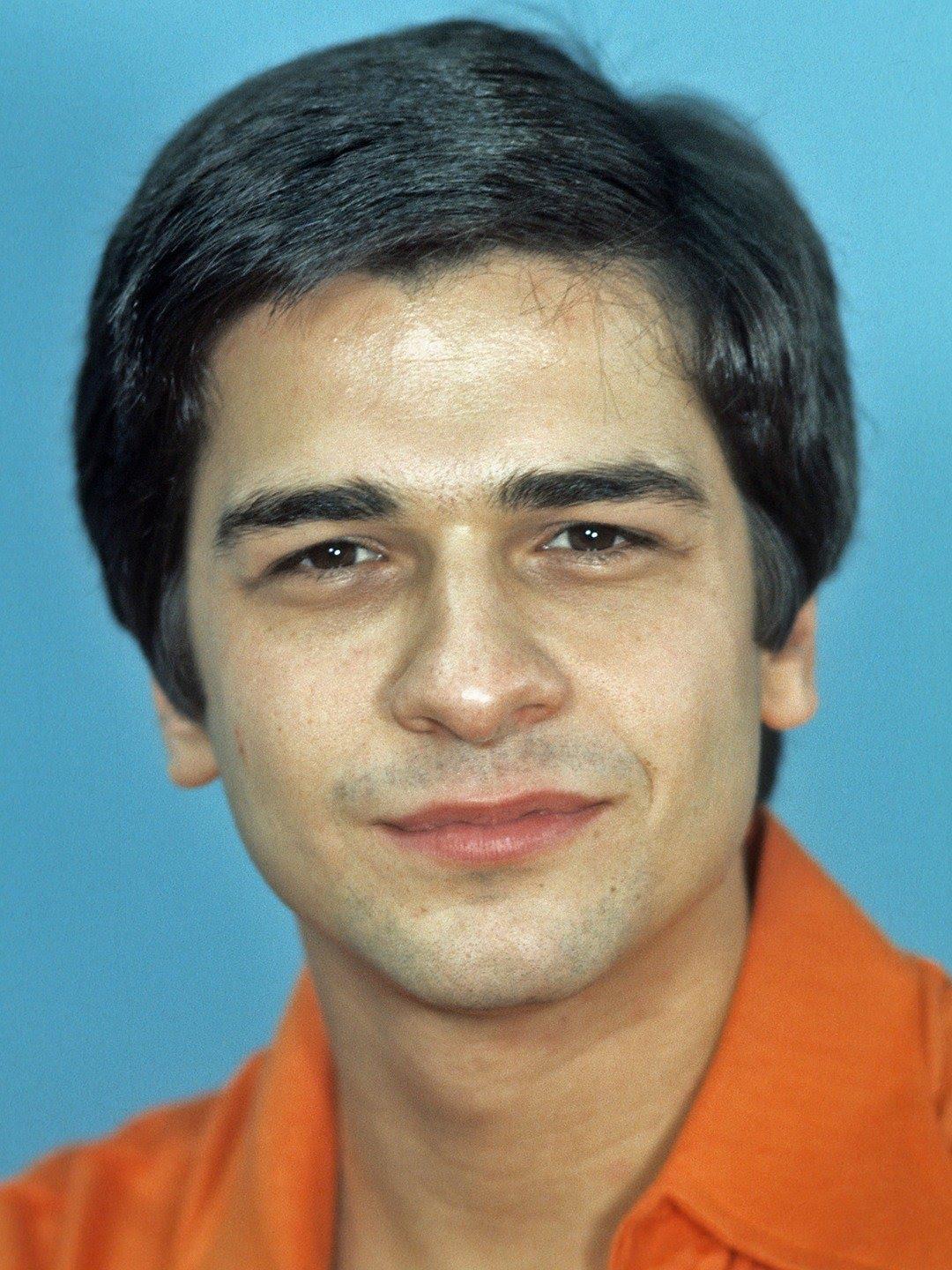 Mark Shera image