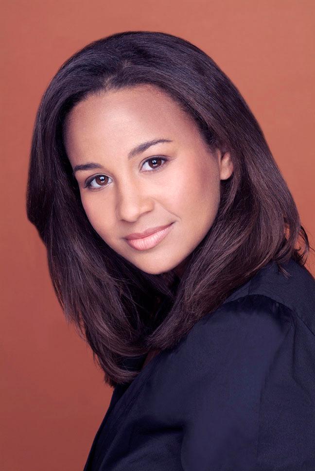 Shadia Simmons image