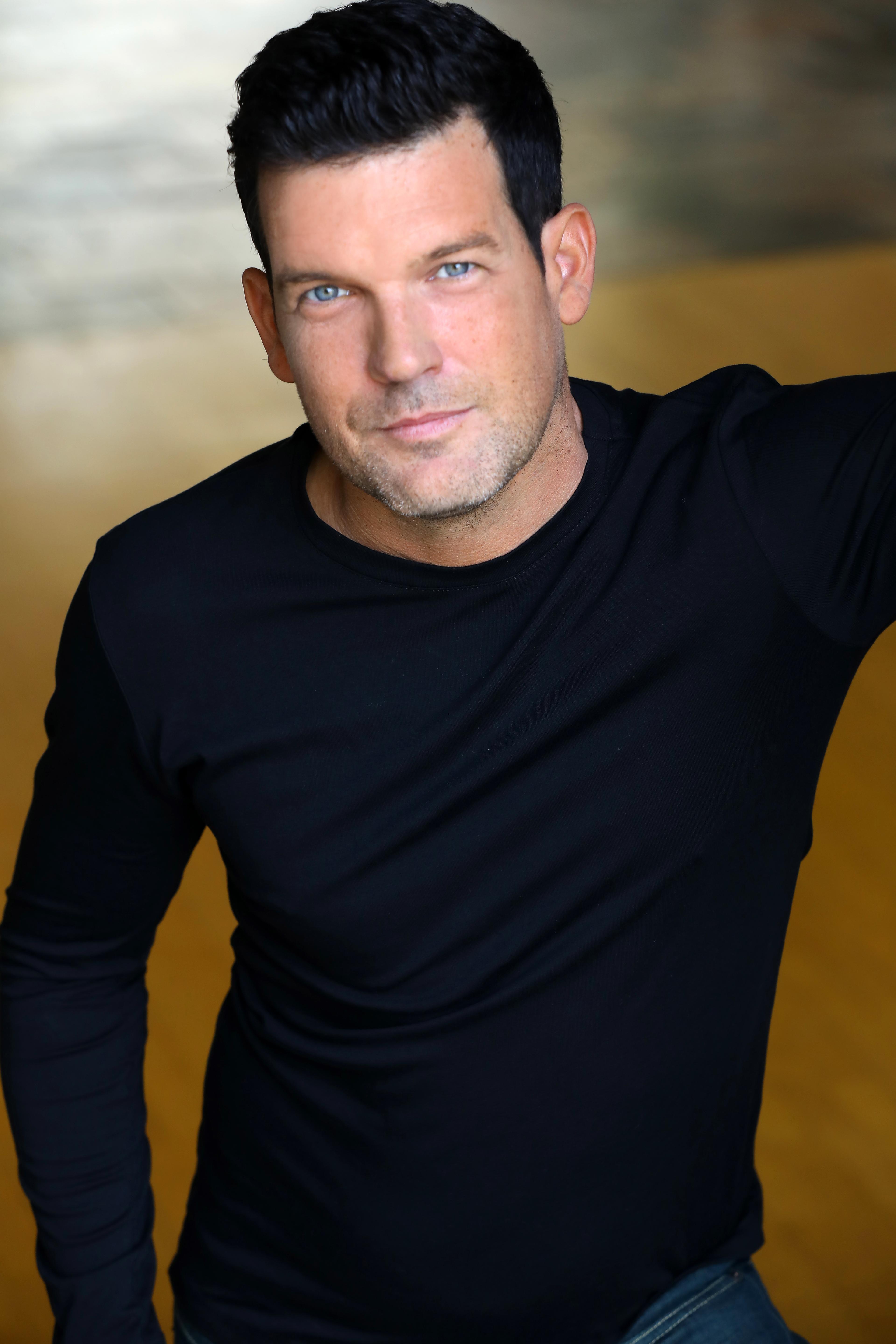 Adam Sinclair image