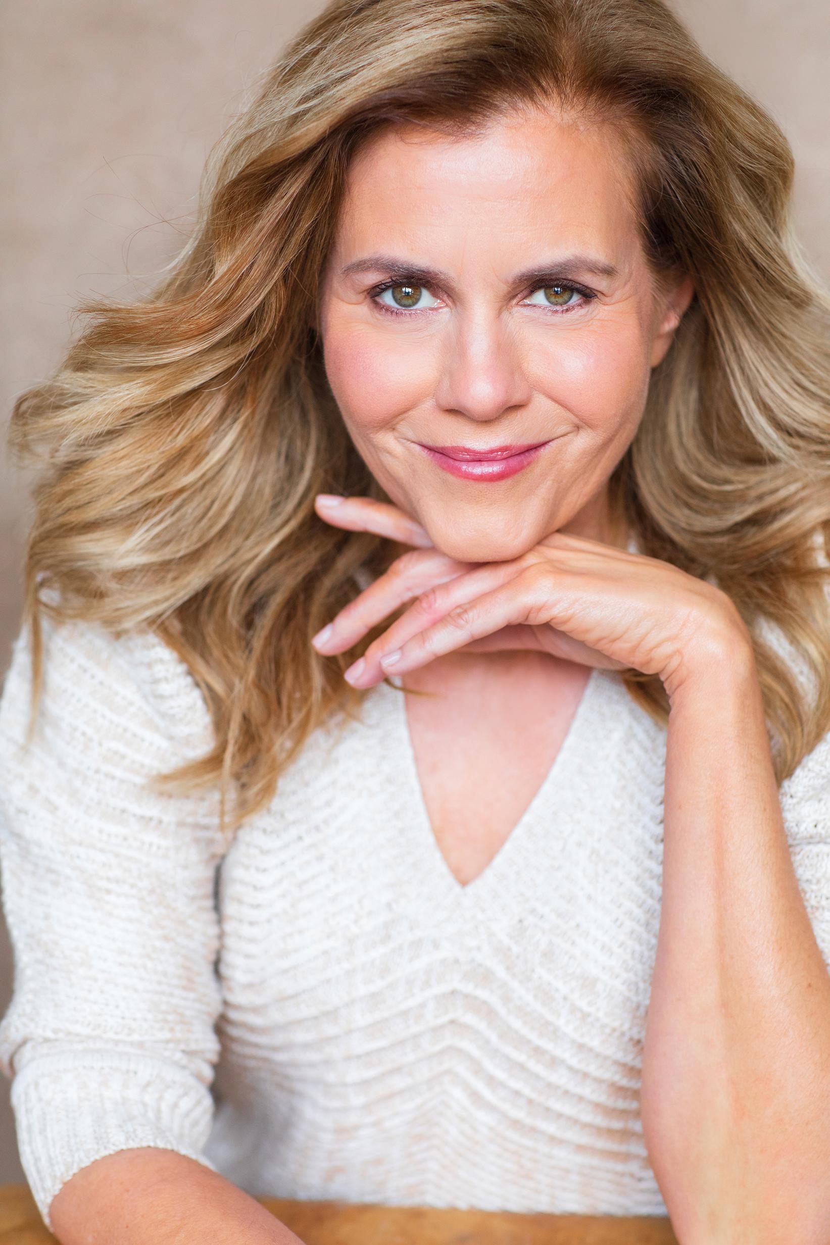 Christie Lynn Smith image