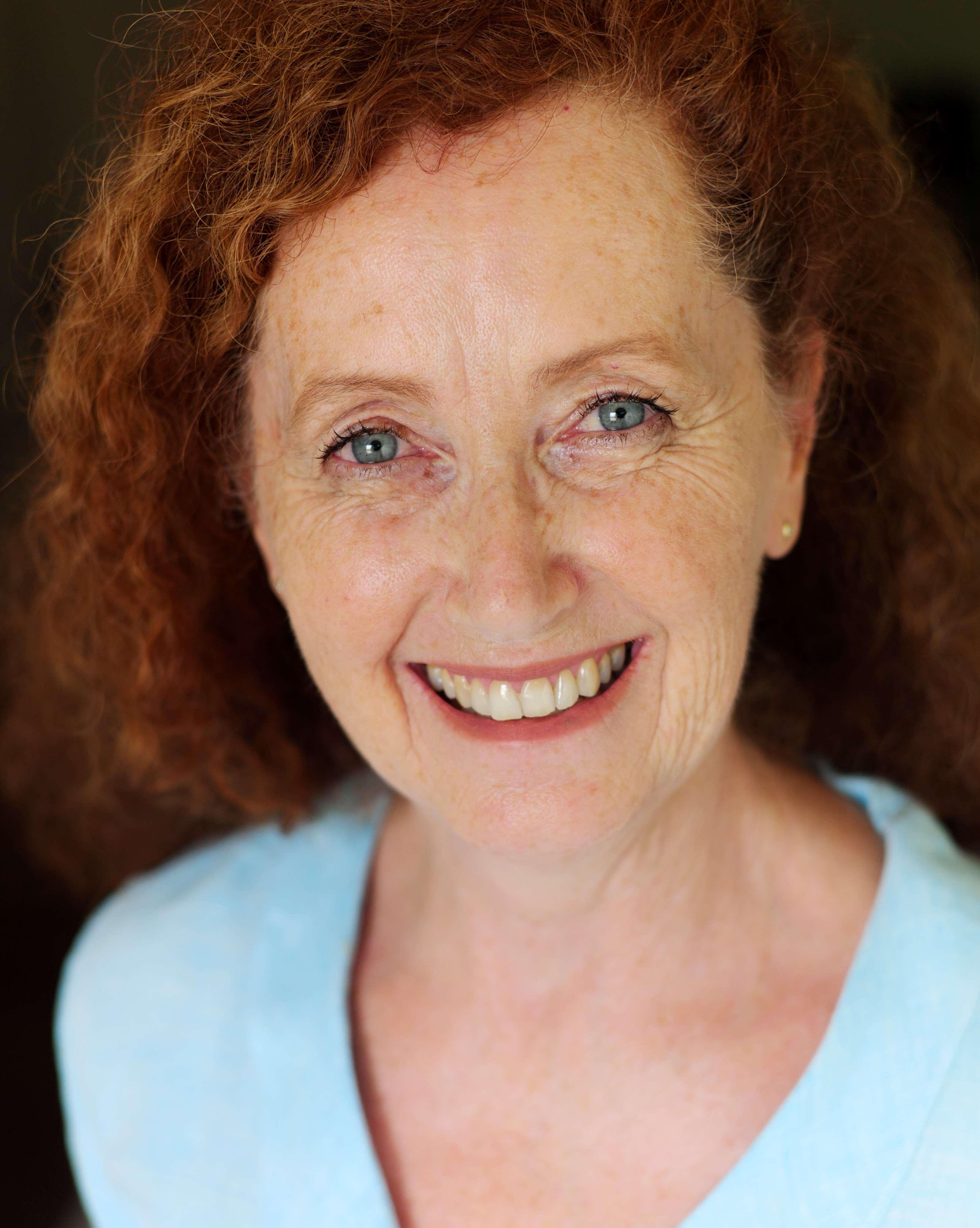 Di Smith image