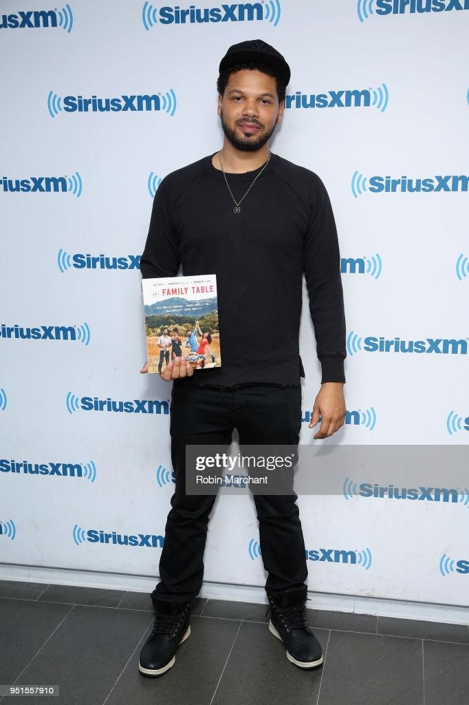 Jake Smollett image