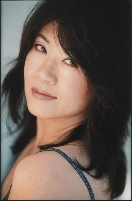Betsy Soo image
