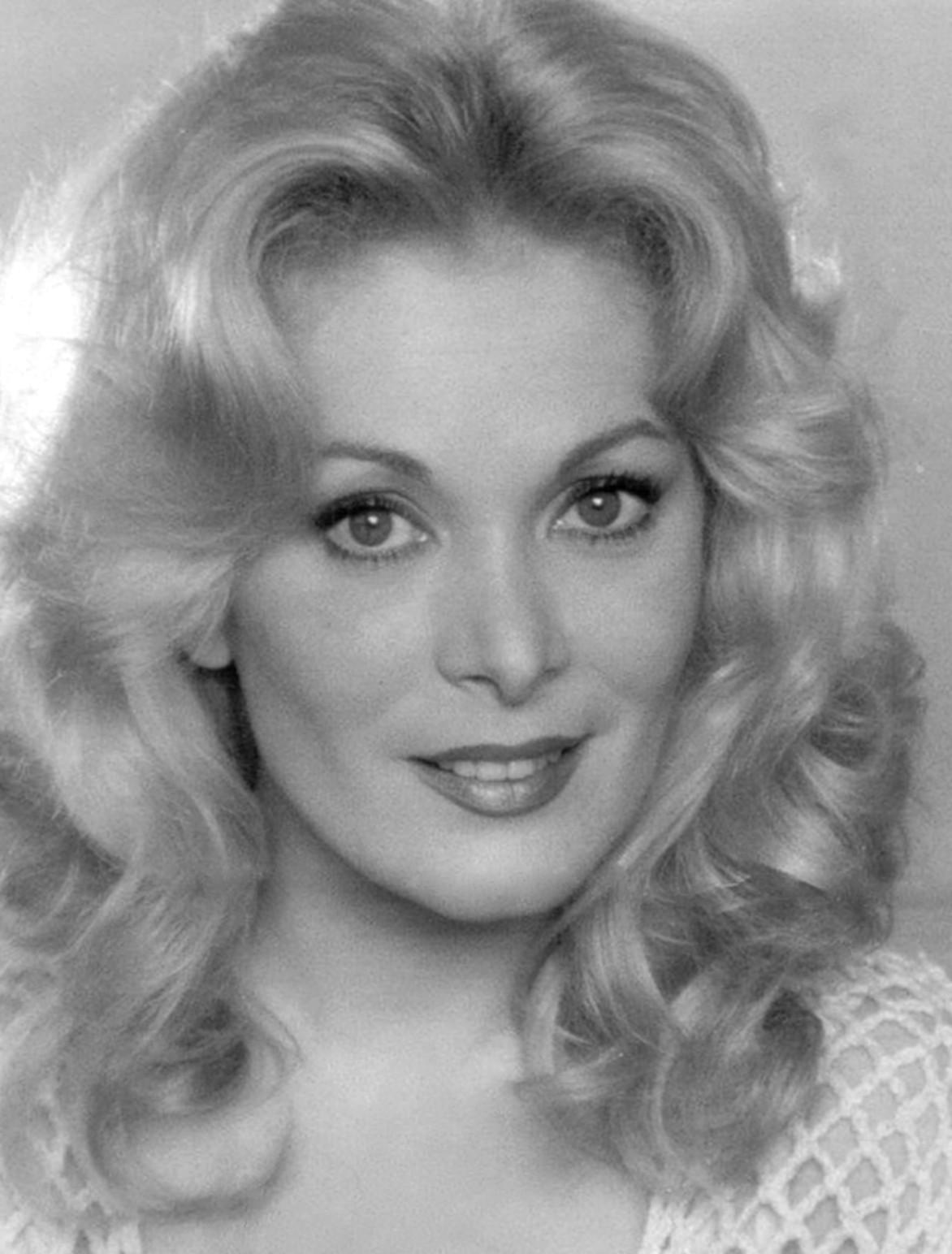 Thelma Stefani image