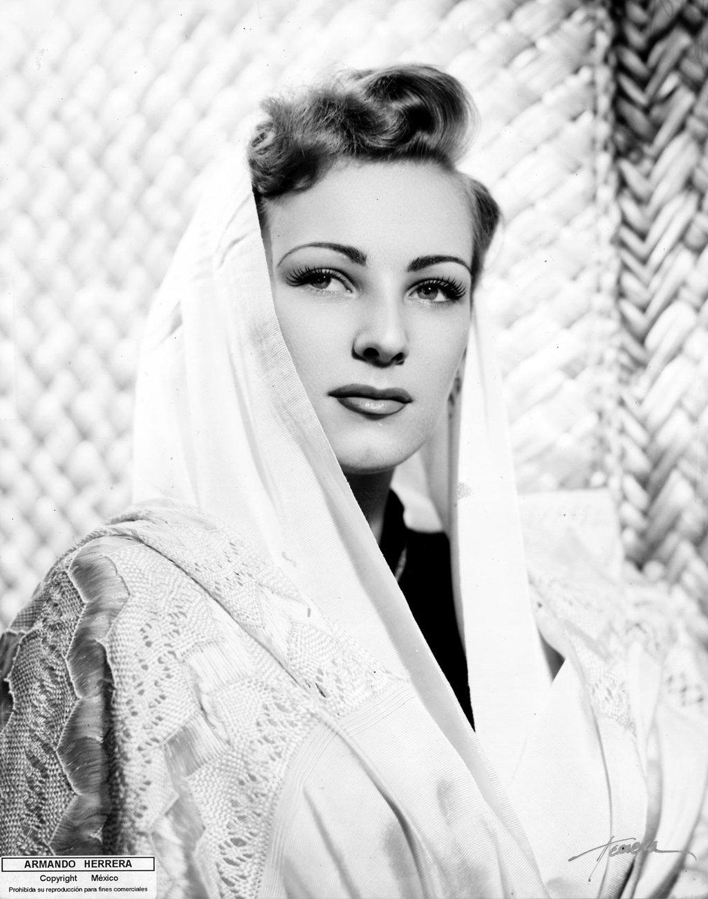 Miroslava image