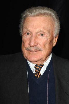Warren Stevens image