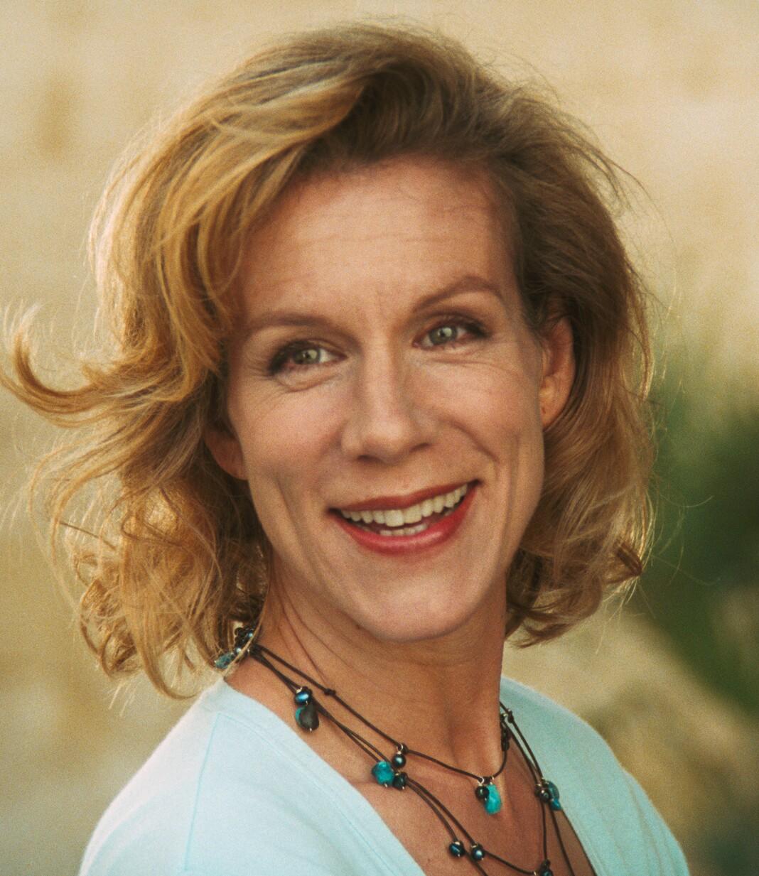 Juliet Stevenson image