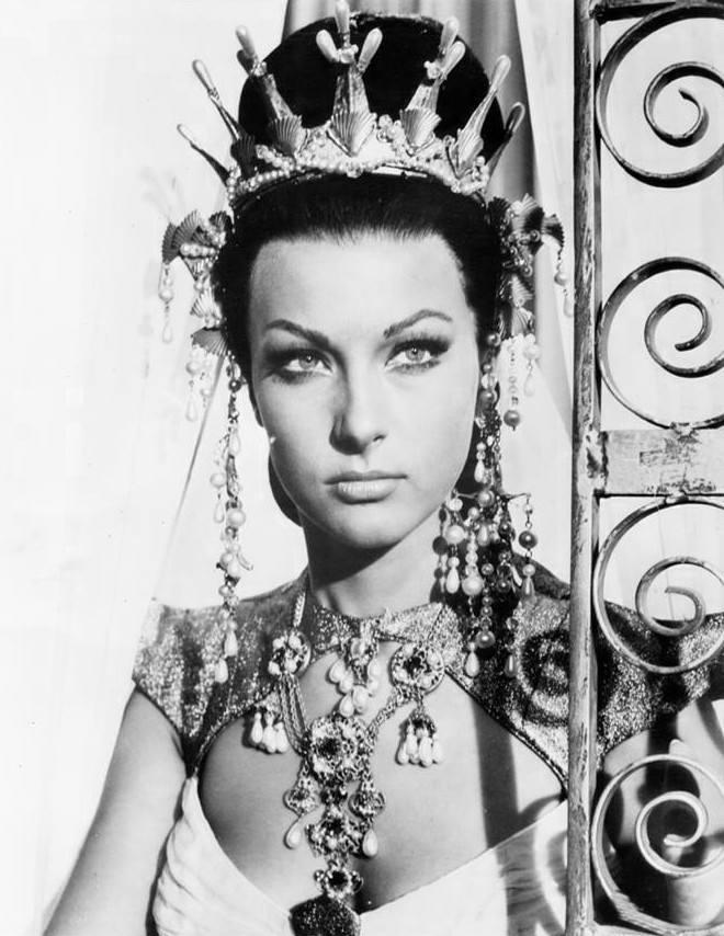 Hélène Chanel image