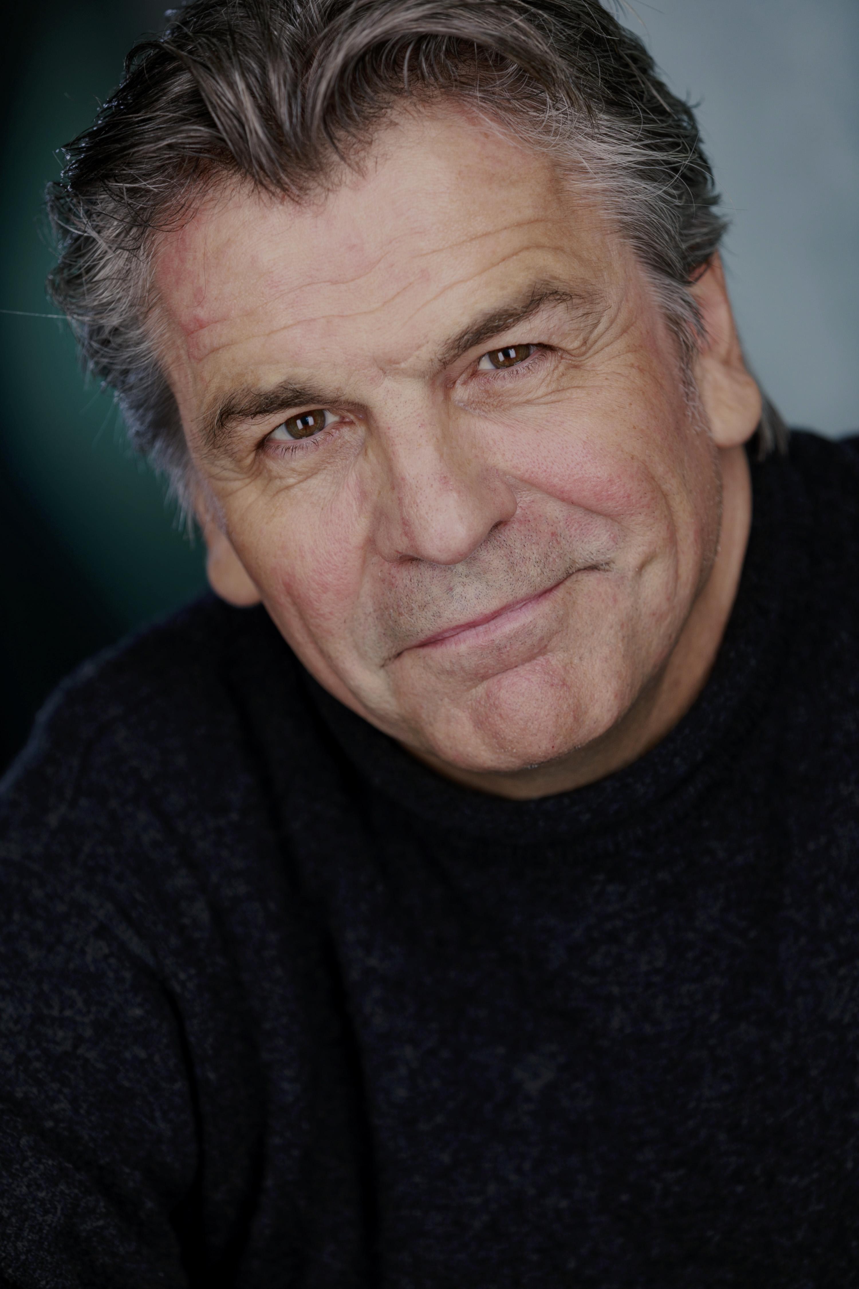 Julian Stone image