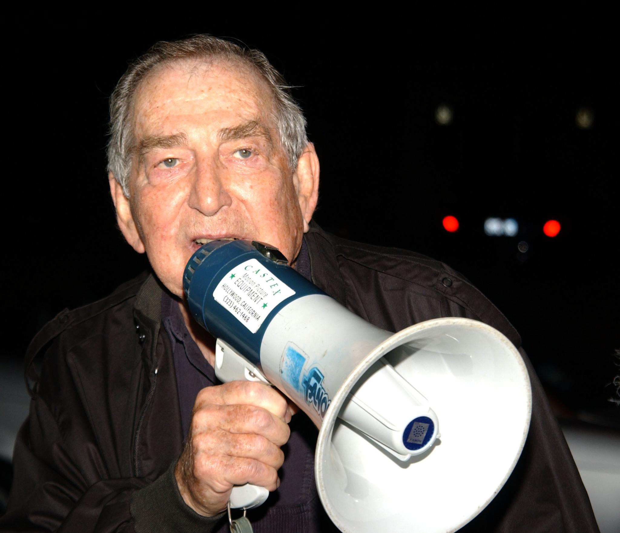 Leonard Stone image
