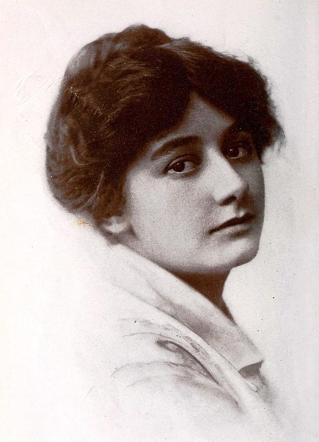 Ruth Stonehouse image