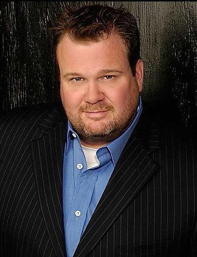 Eric Stonestreet image