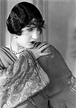 Gloria Swanson image