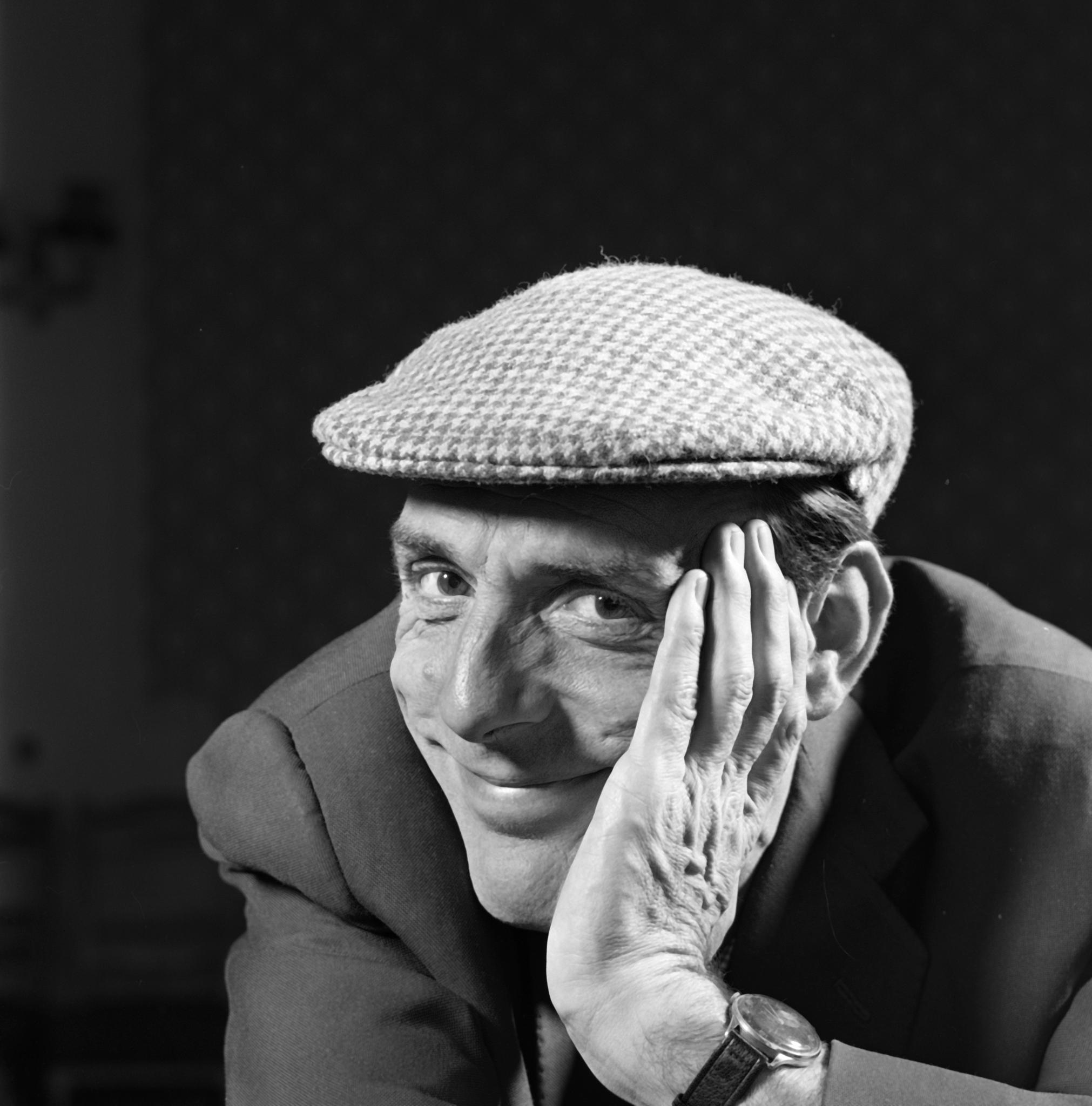 Eric Sykes image