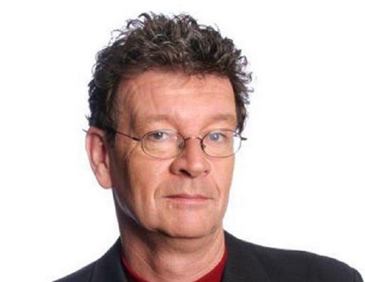 Red Symons image