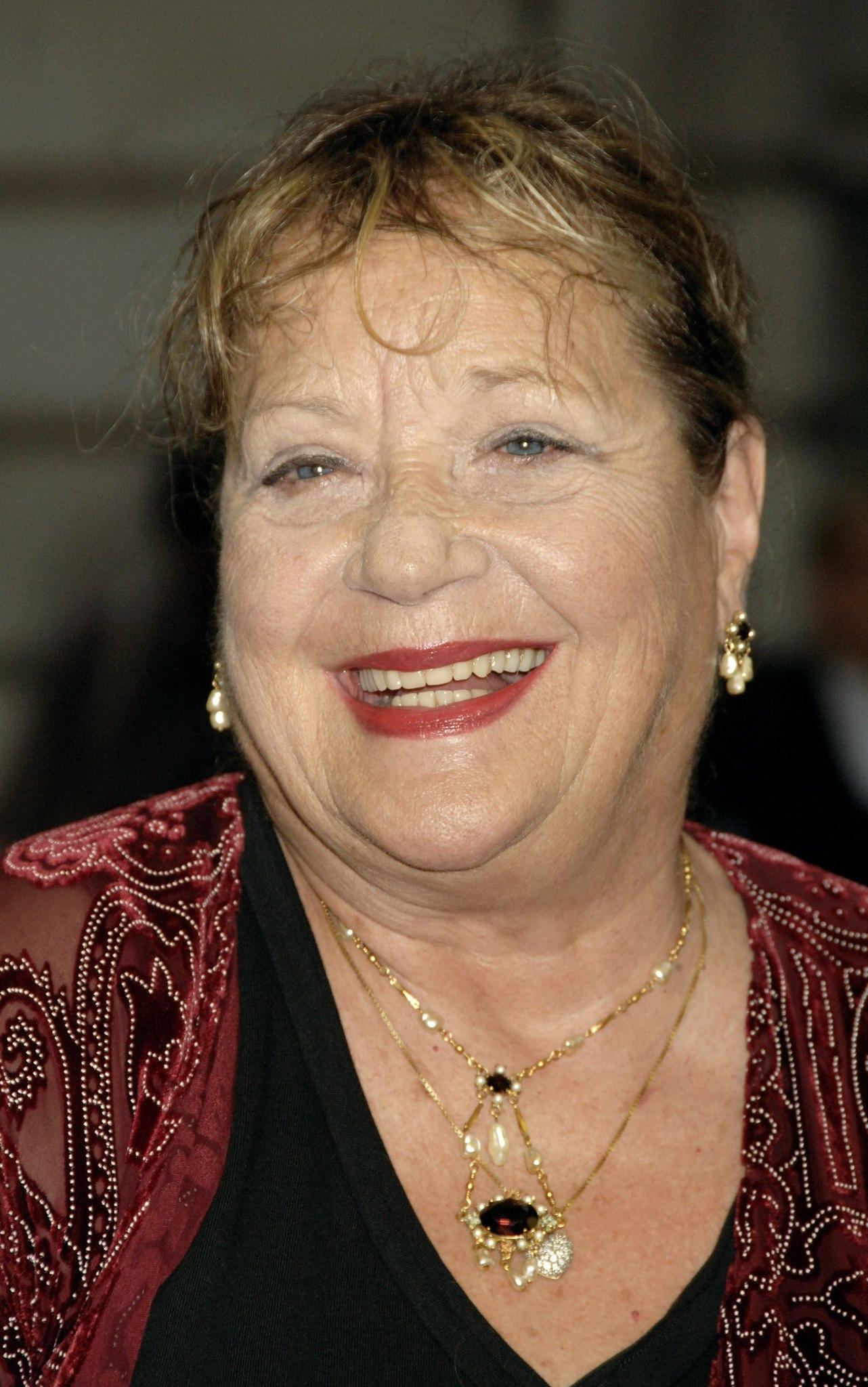 Sylvia Syms image