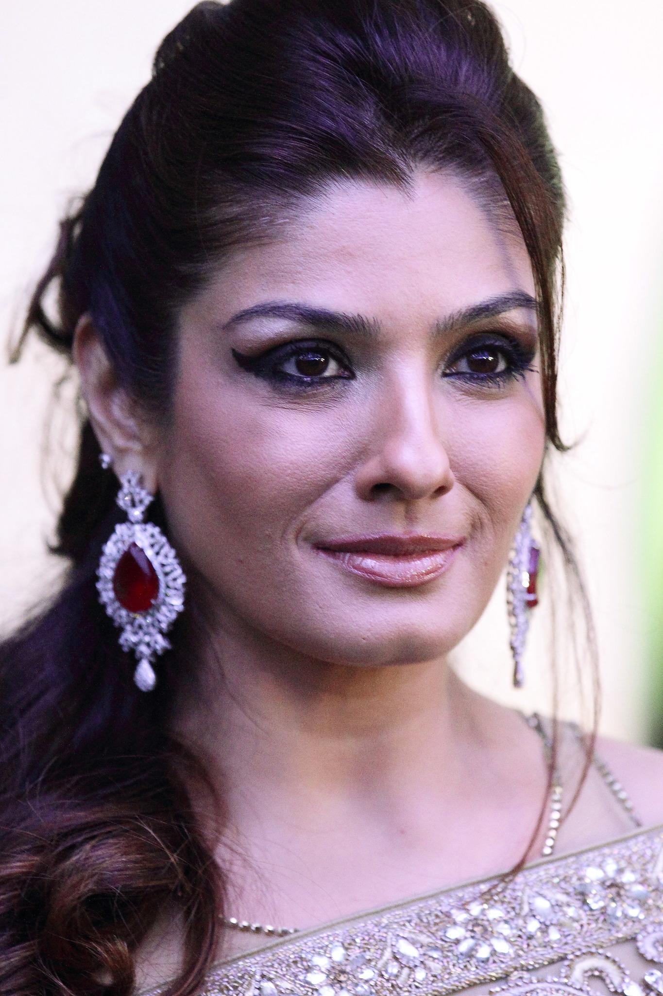 Raveena Tandon image