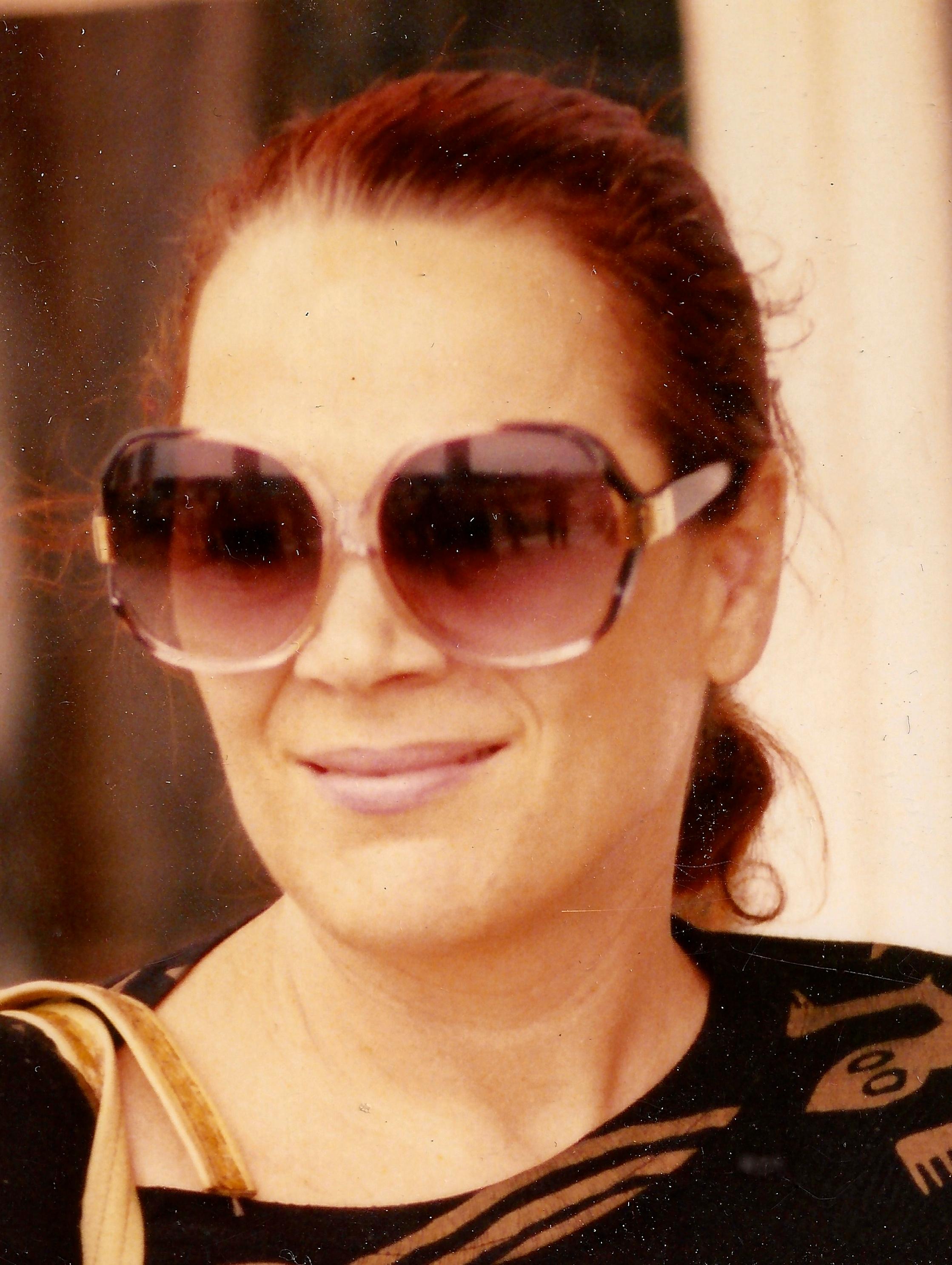 Monica Teuber image