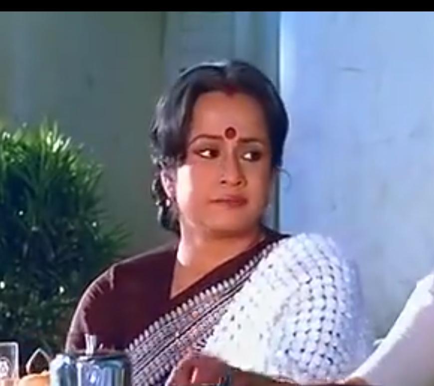 Nandita Thakur image