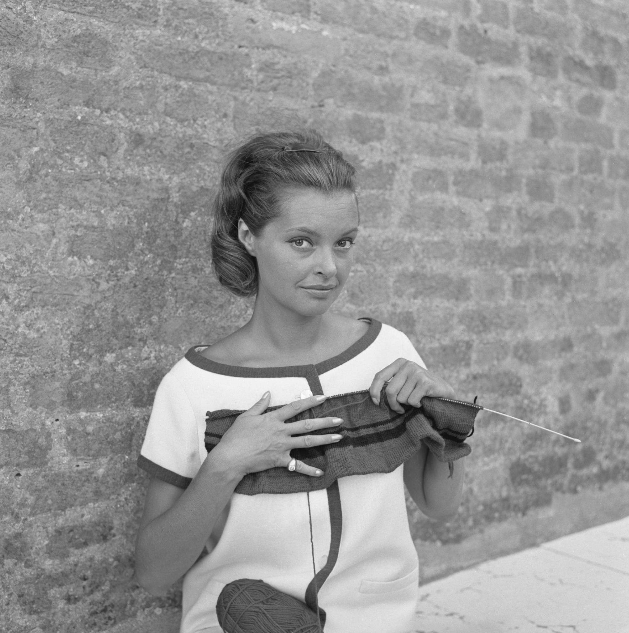 Nadja Tiller image