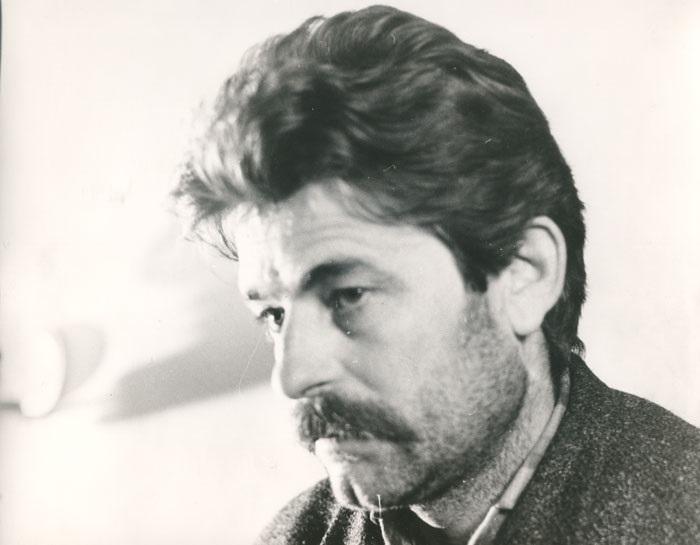 Yannis Totsikas image