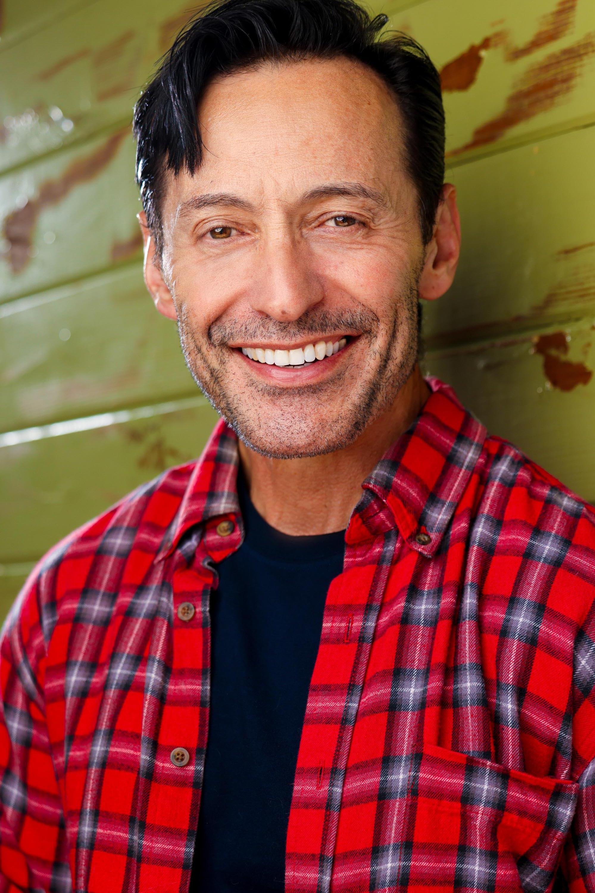 Vic Trevino image