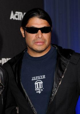 Robert Trujillo image