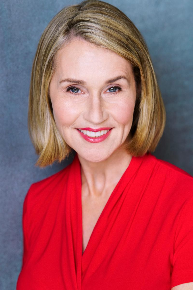 Suzanne Turner image