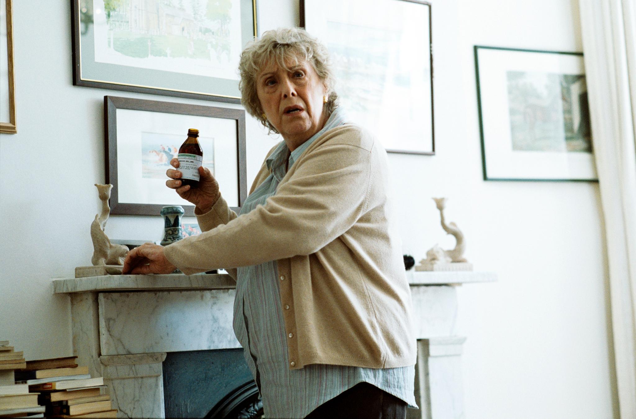 Margaret Tyzack image