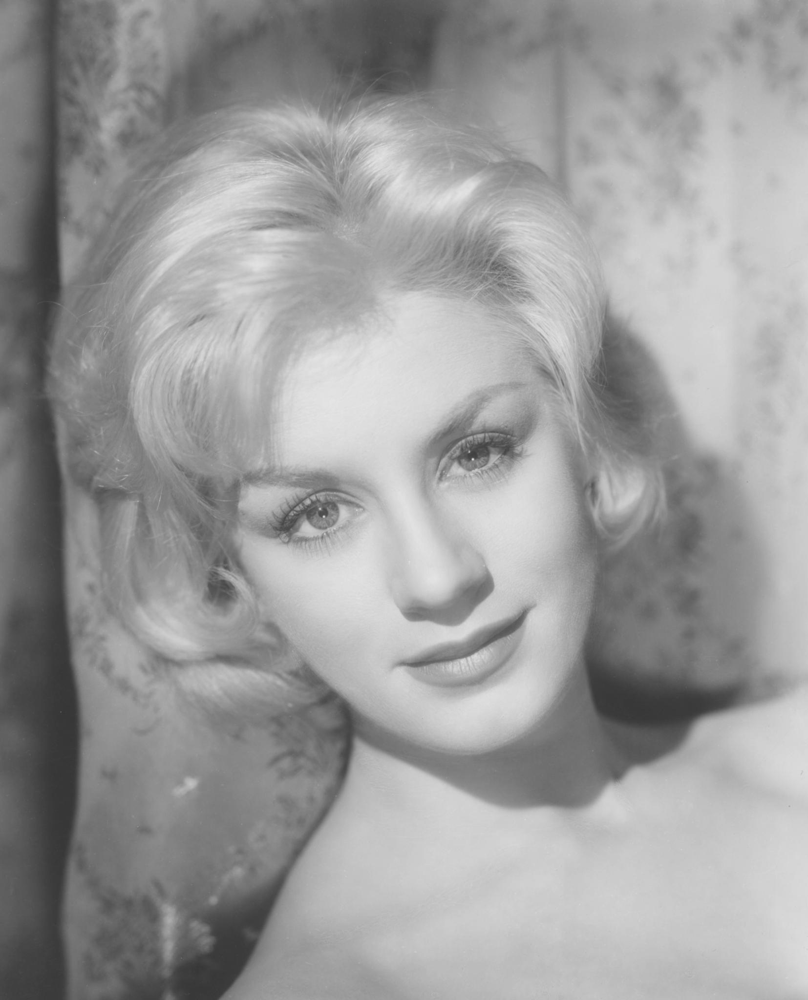 Mary Ure image