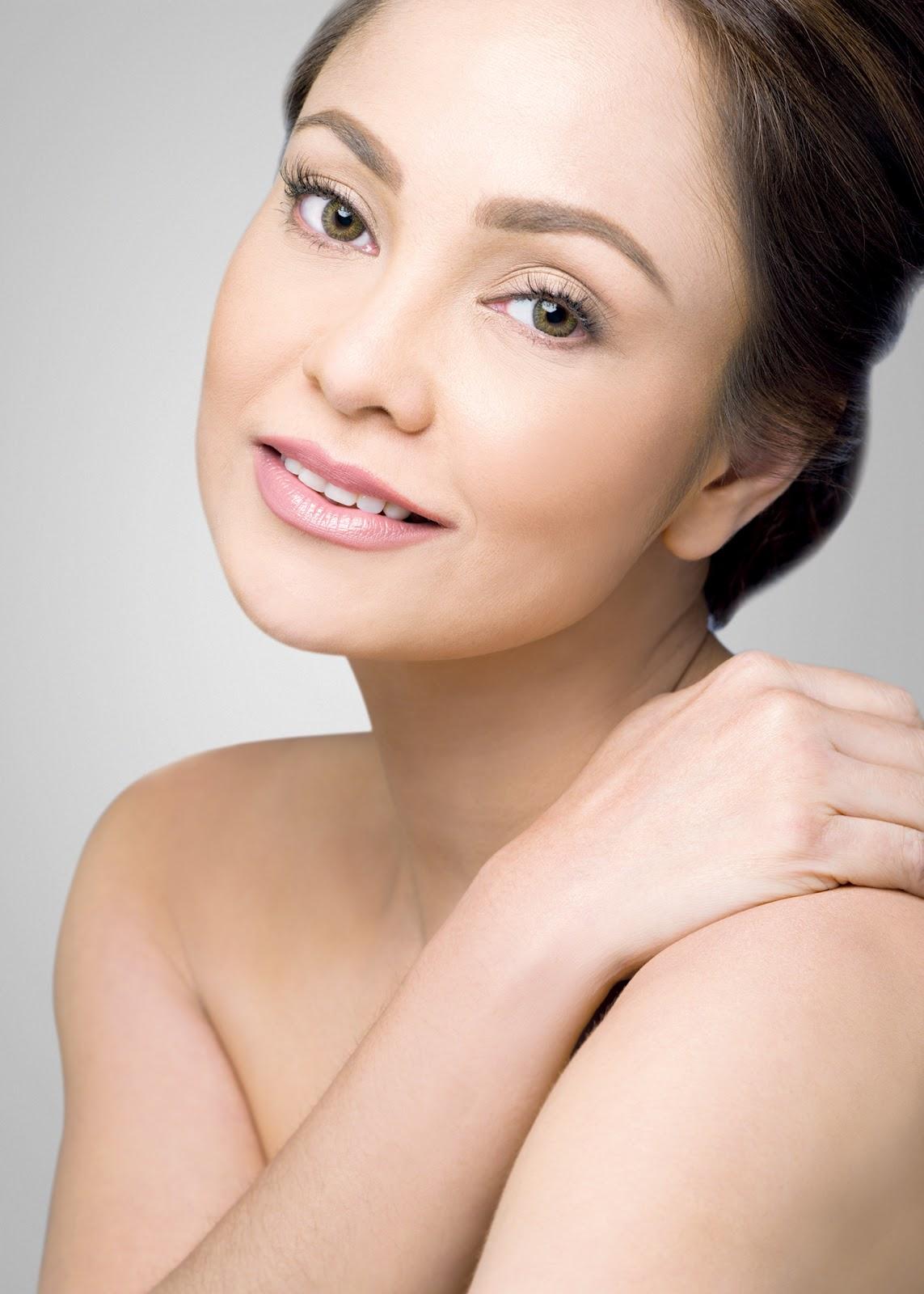 Eula Valdez image