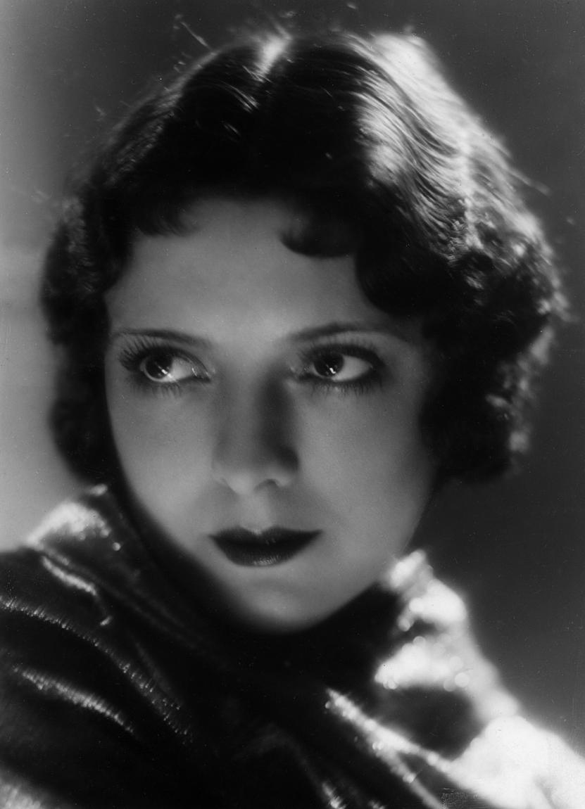 Suzy Vernon image
