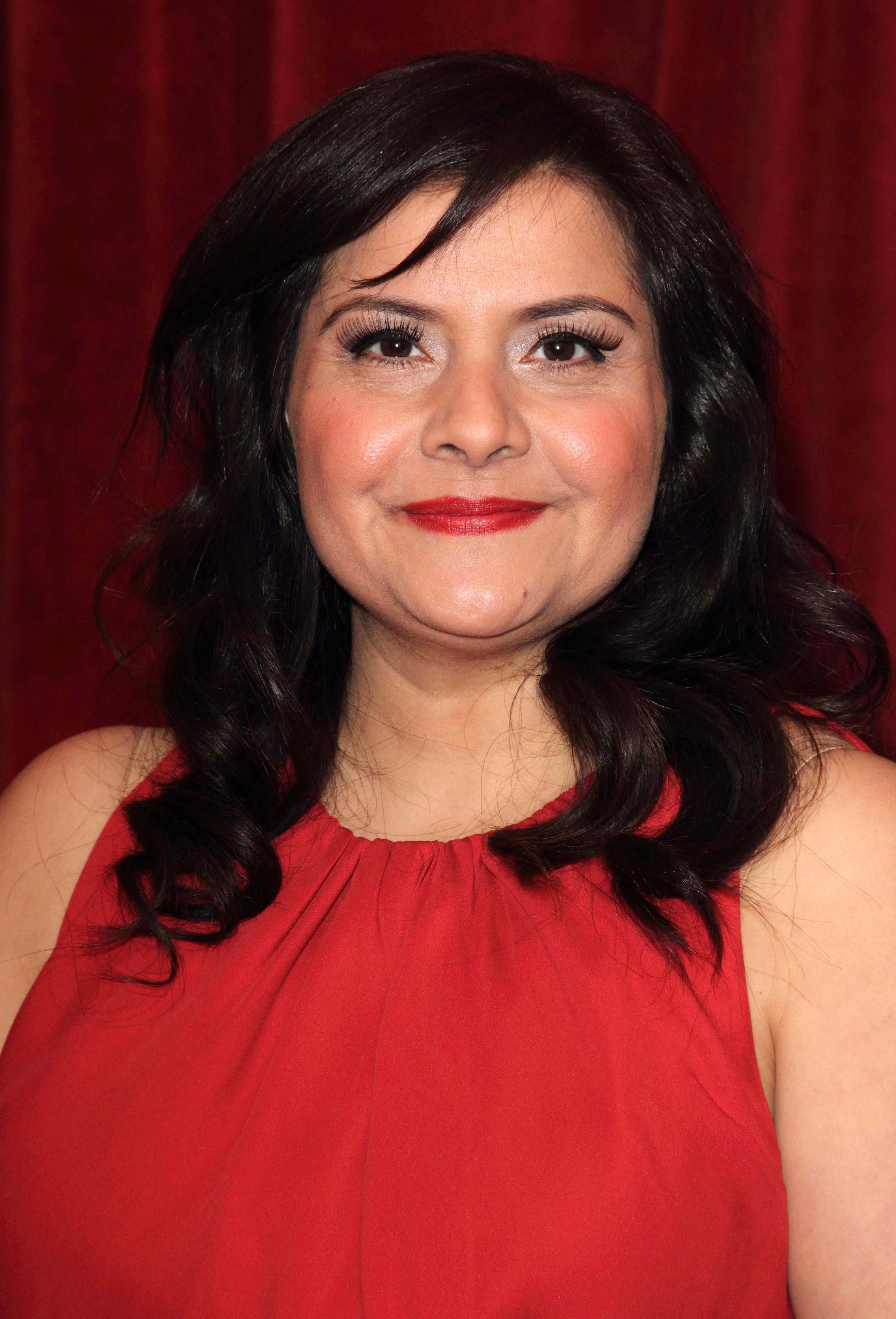 Nina Wadia image