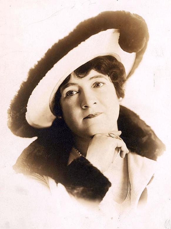 May Wallace image