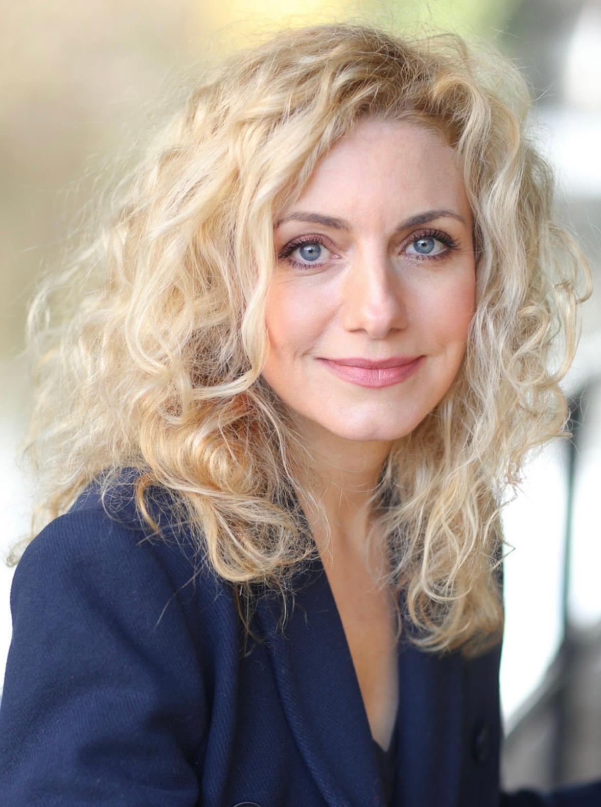 Natalie Walter image