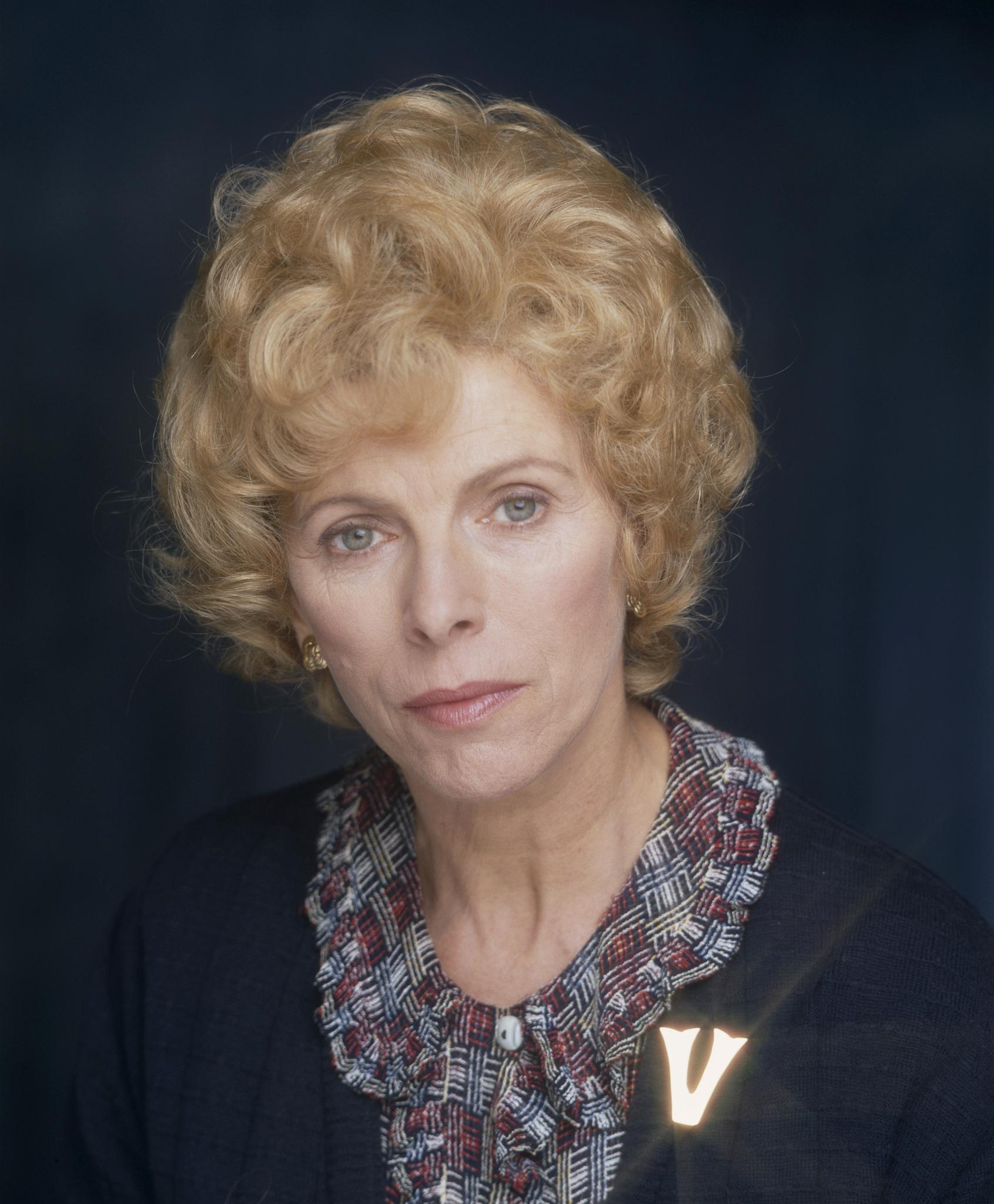 Billie Whitelaw image