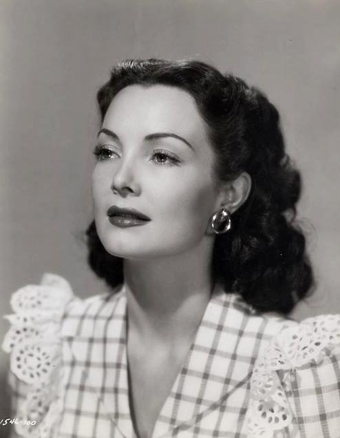 Audrey Young image