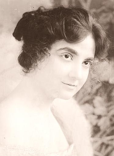 Clara Williams image
