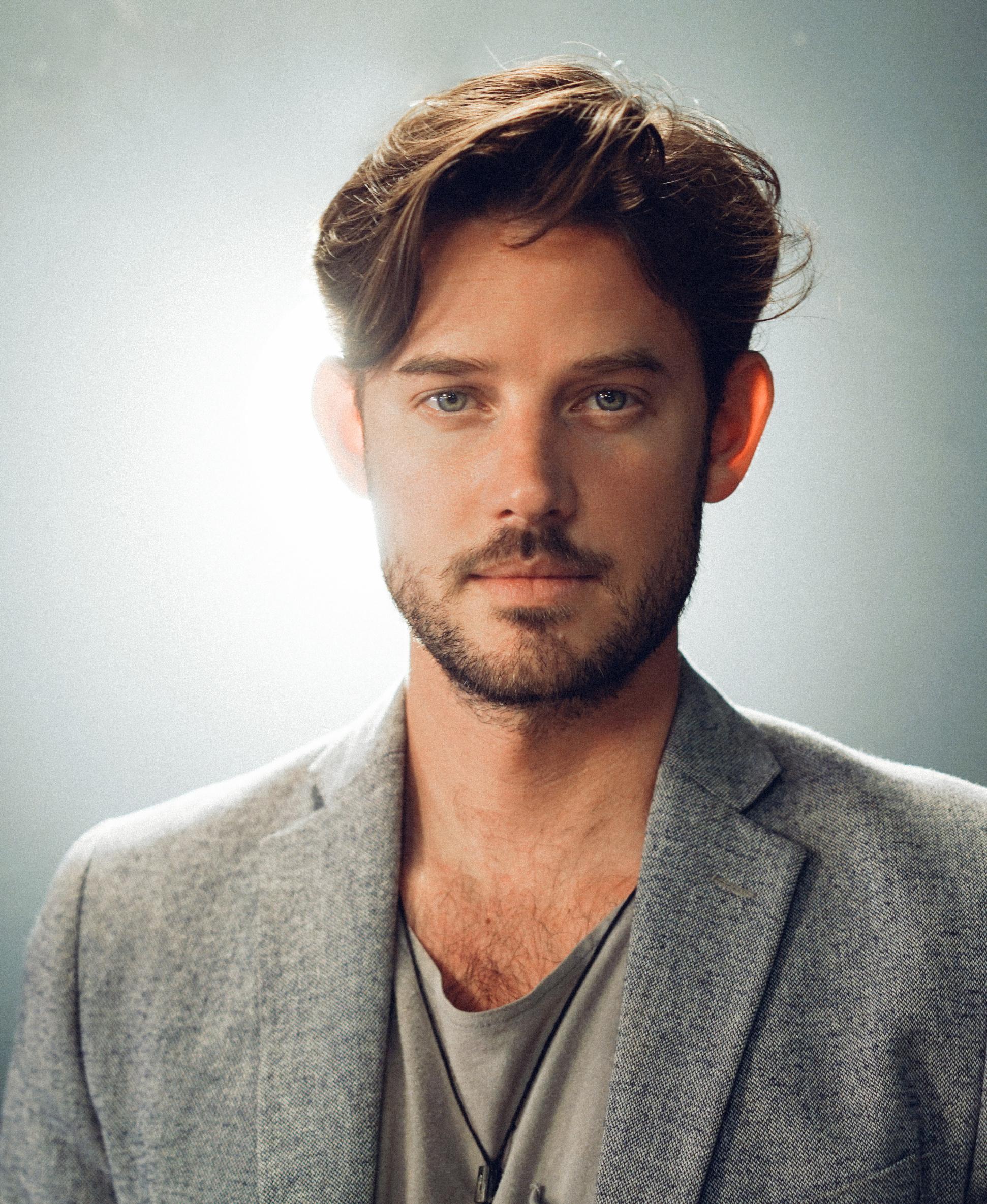 Evan Williams image
