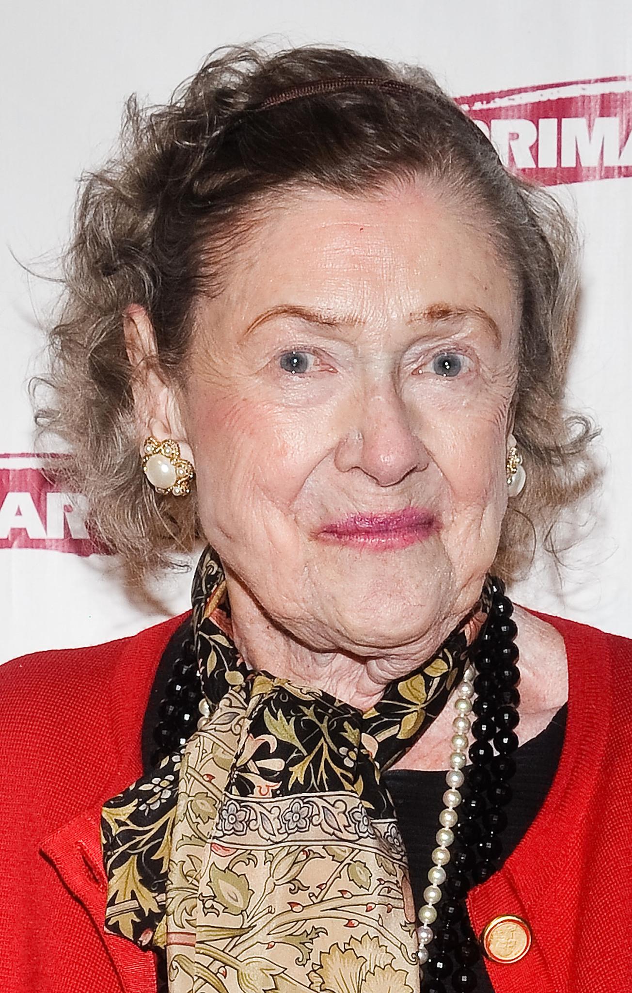 Elizabeth Wilson image