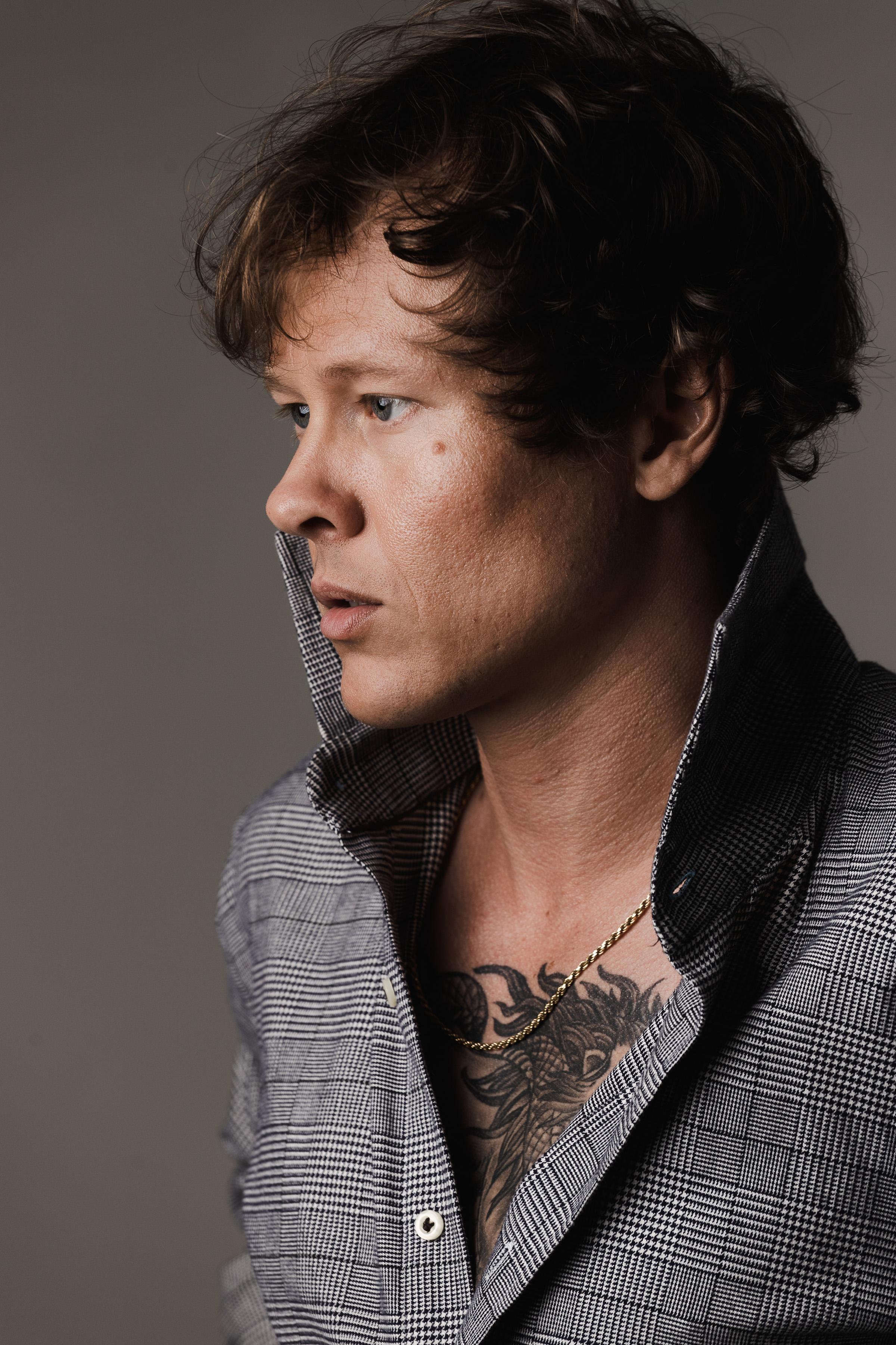 Guy Wilson image