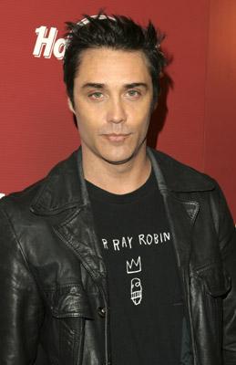 Vincent Young image