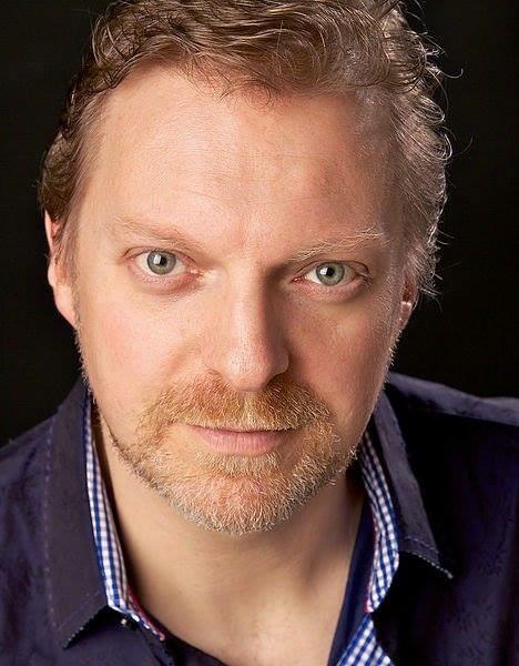 Alex Zahara image