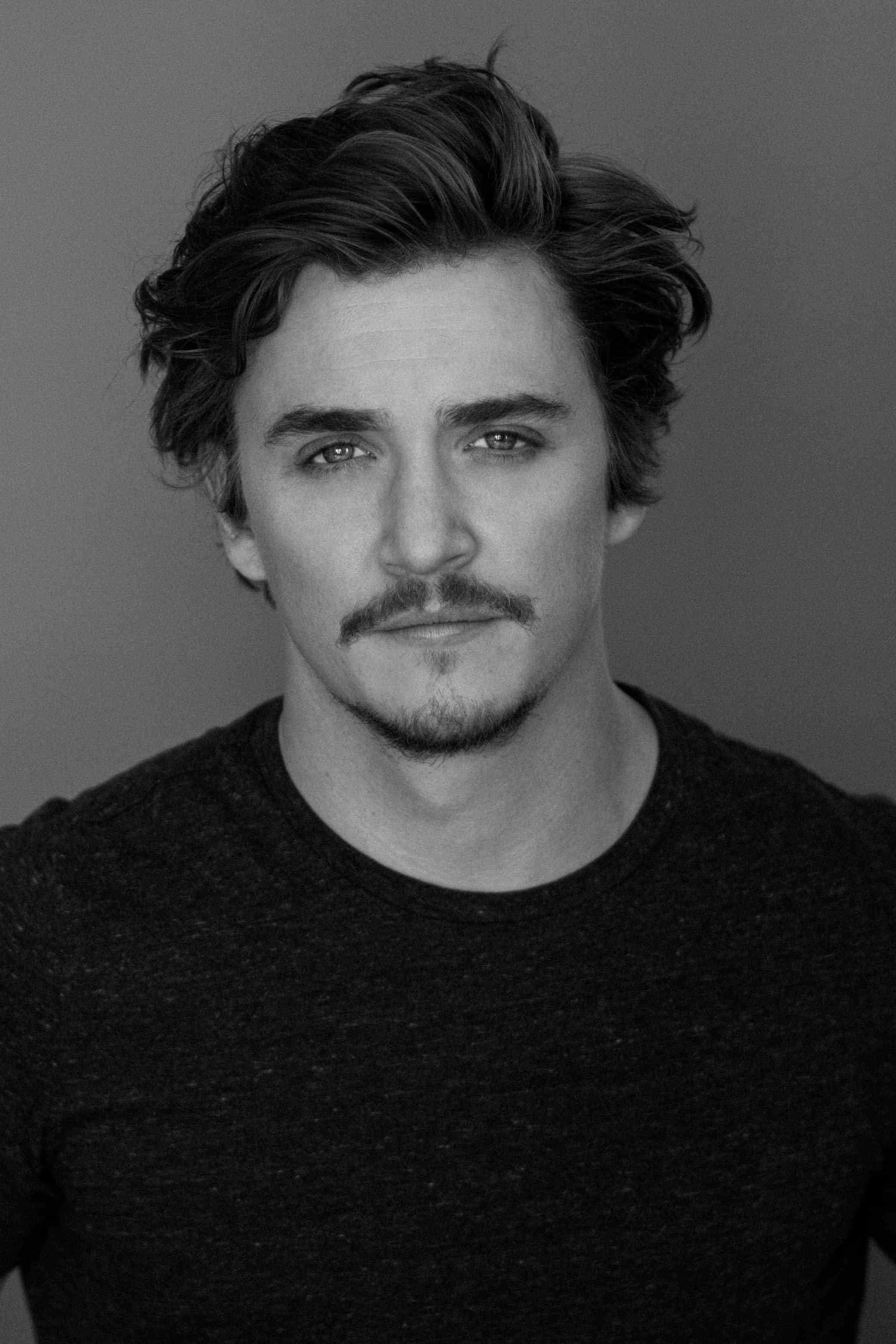 Kyle Gallner image