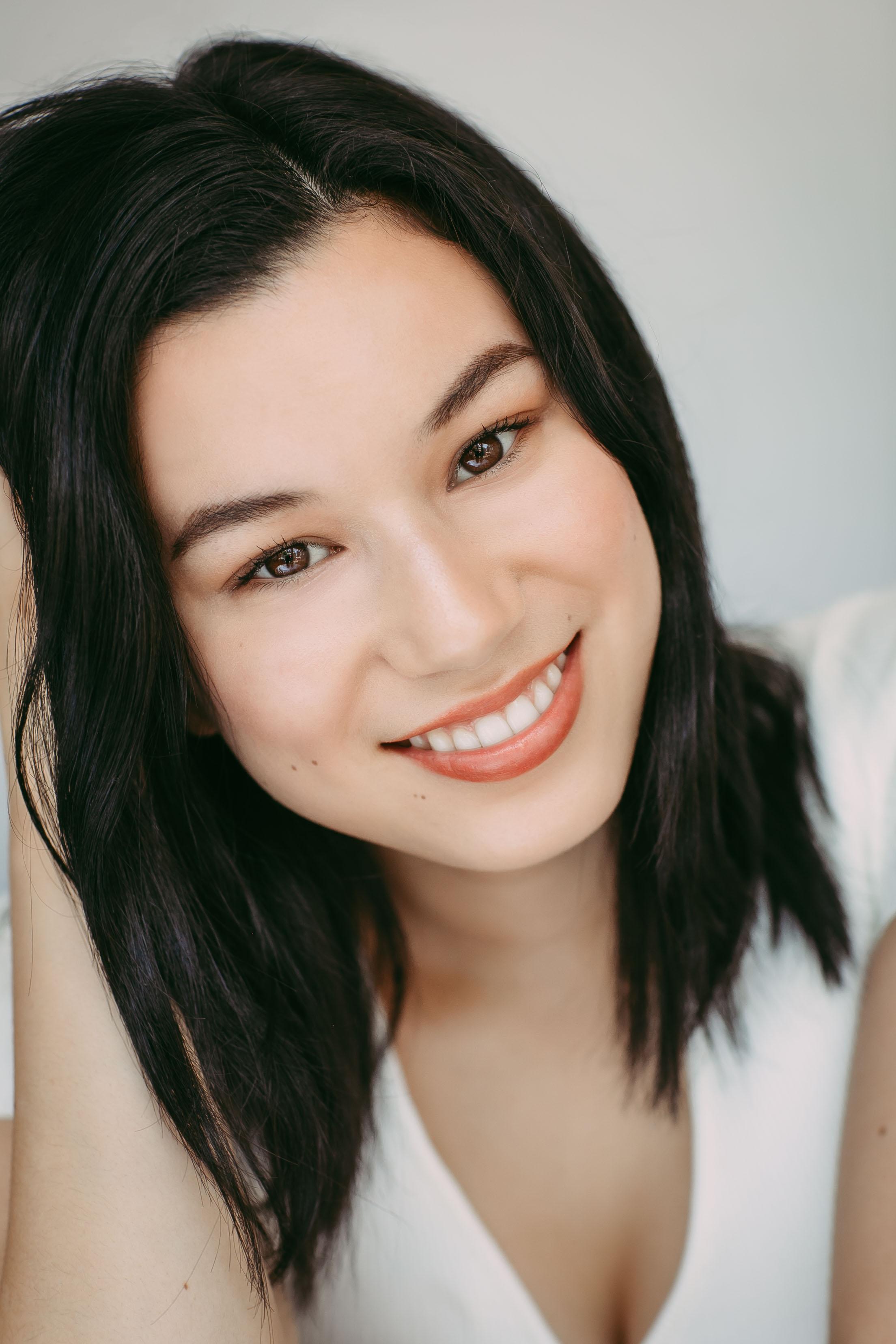 Mya Lowe image