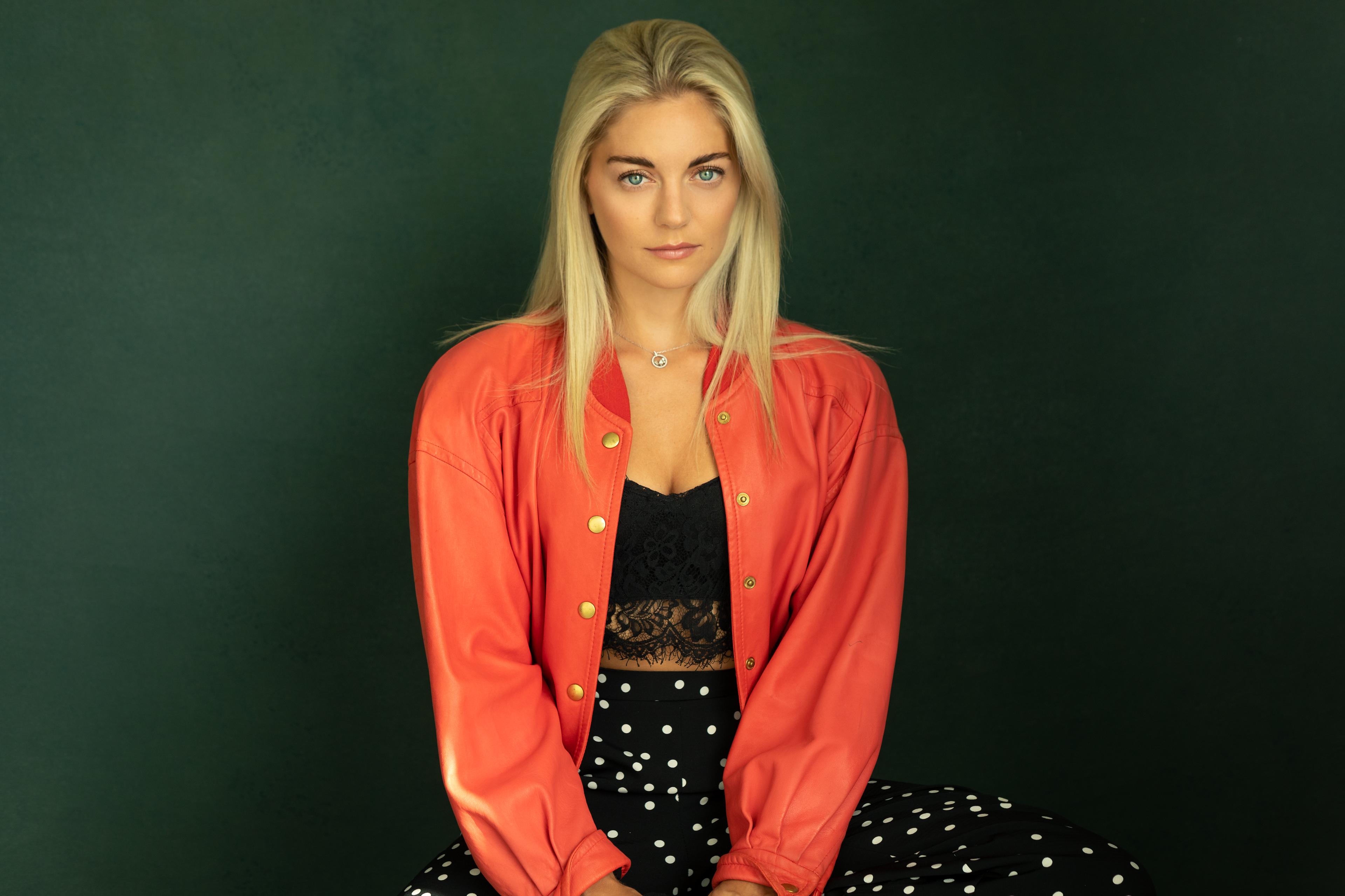 Nicole Bartlett image