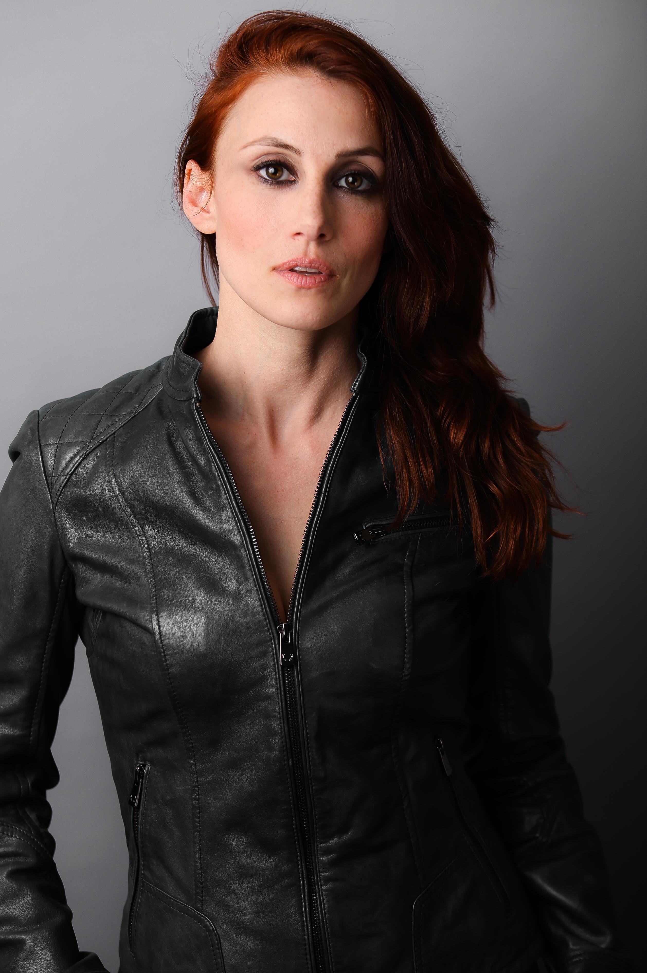 Gena Shaw image